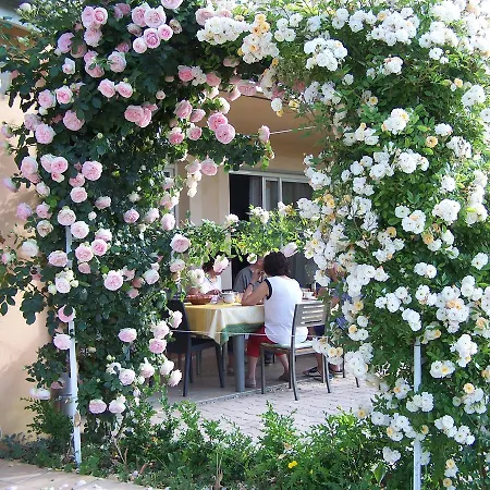 Bed & Breakfast Aux 4 Saisons Tabre