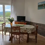 Aux 4 Saisons Bed & Breakfast 3*