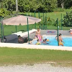 Aux 4 Saisons Bed & Breakfast Tabre