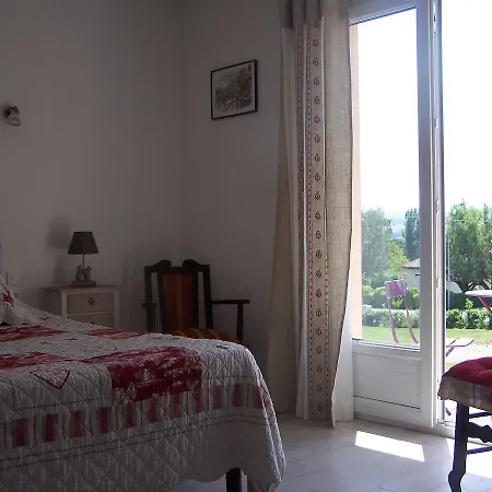 Aux 4 Saisons Bed & Breakfast Tabre
